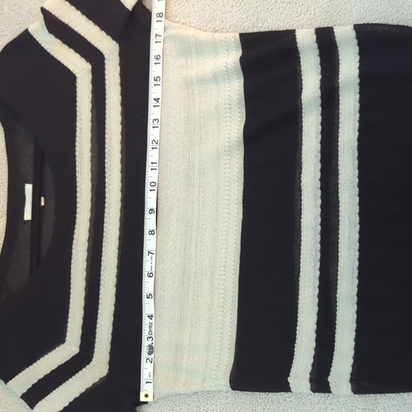 Lou & Grey striped 3/4 length sleeve knit tee small - Picture 5 of 6